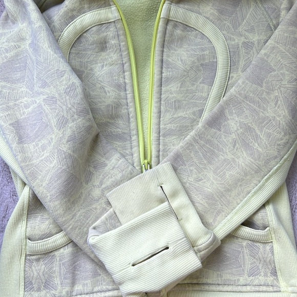 Lululemon size 6 Special Edition Scuba Hoodie - Picture 5 of 8